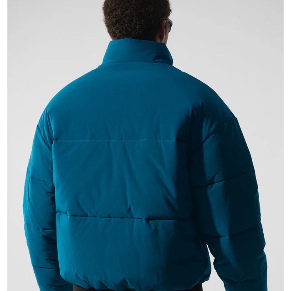 ALO Yoga Men's Blue Puffer Jacket - Picture 2 of 10